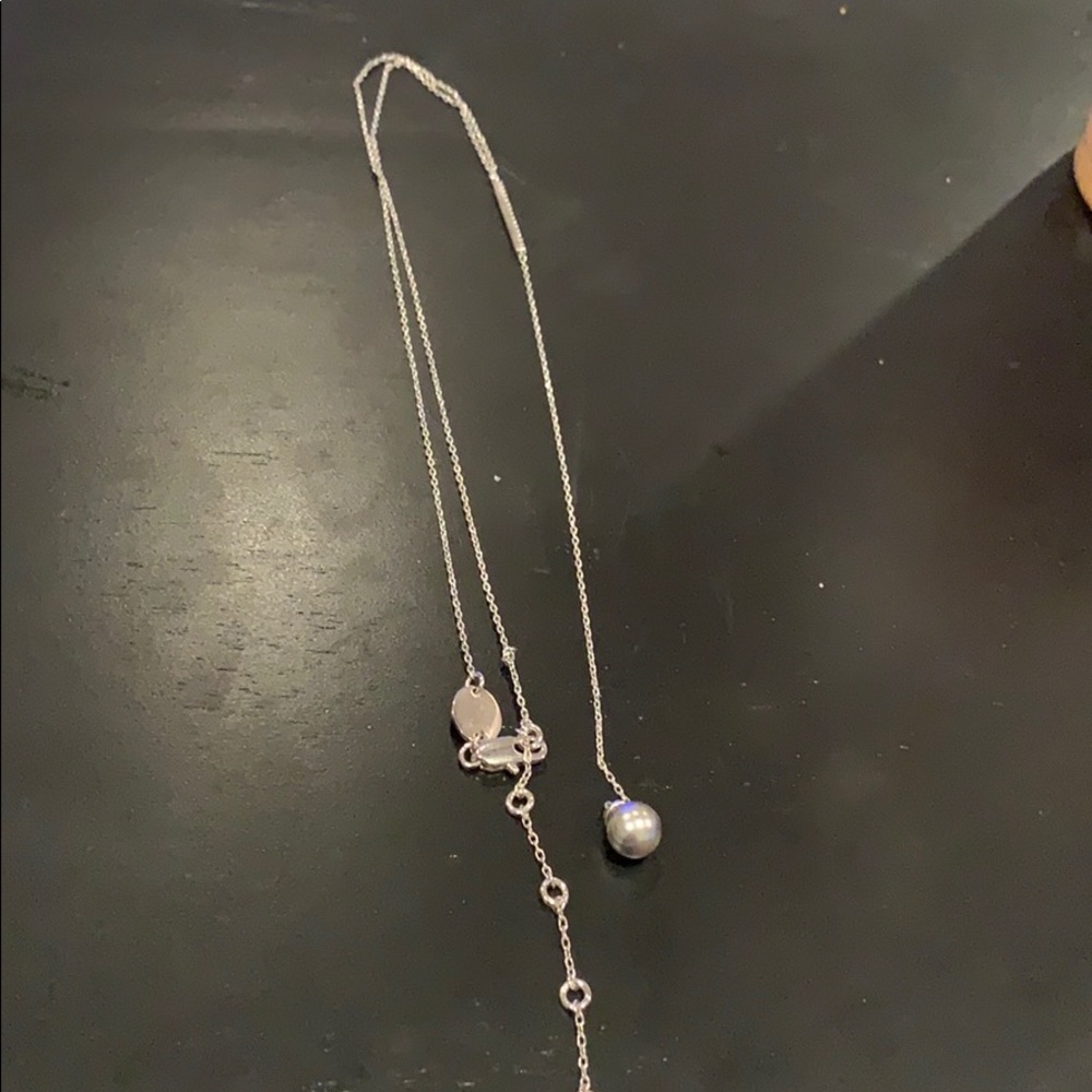 Henri bendel 18” Y pearl necklace